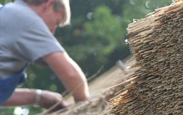 professional Wycombe Marsh thatchers